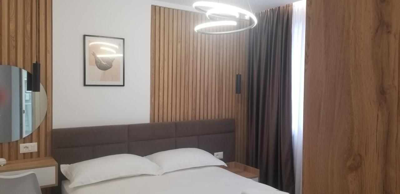 2A Near Blloku Area Apartment Τίρανα Εξωτερικό φωτογραφία